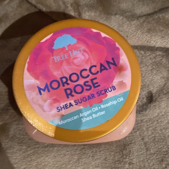 MOROCCAN ROSE TREE HUT - Picture 2 of 5